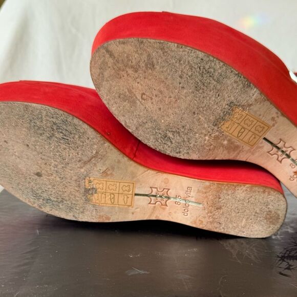 Dolce Vita Red Nubuck Leather Platform Wedges ankle strap - Picture 6 of 7